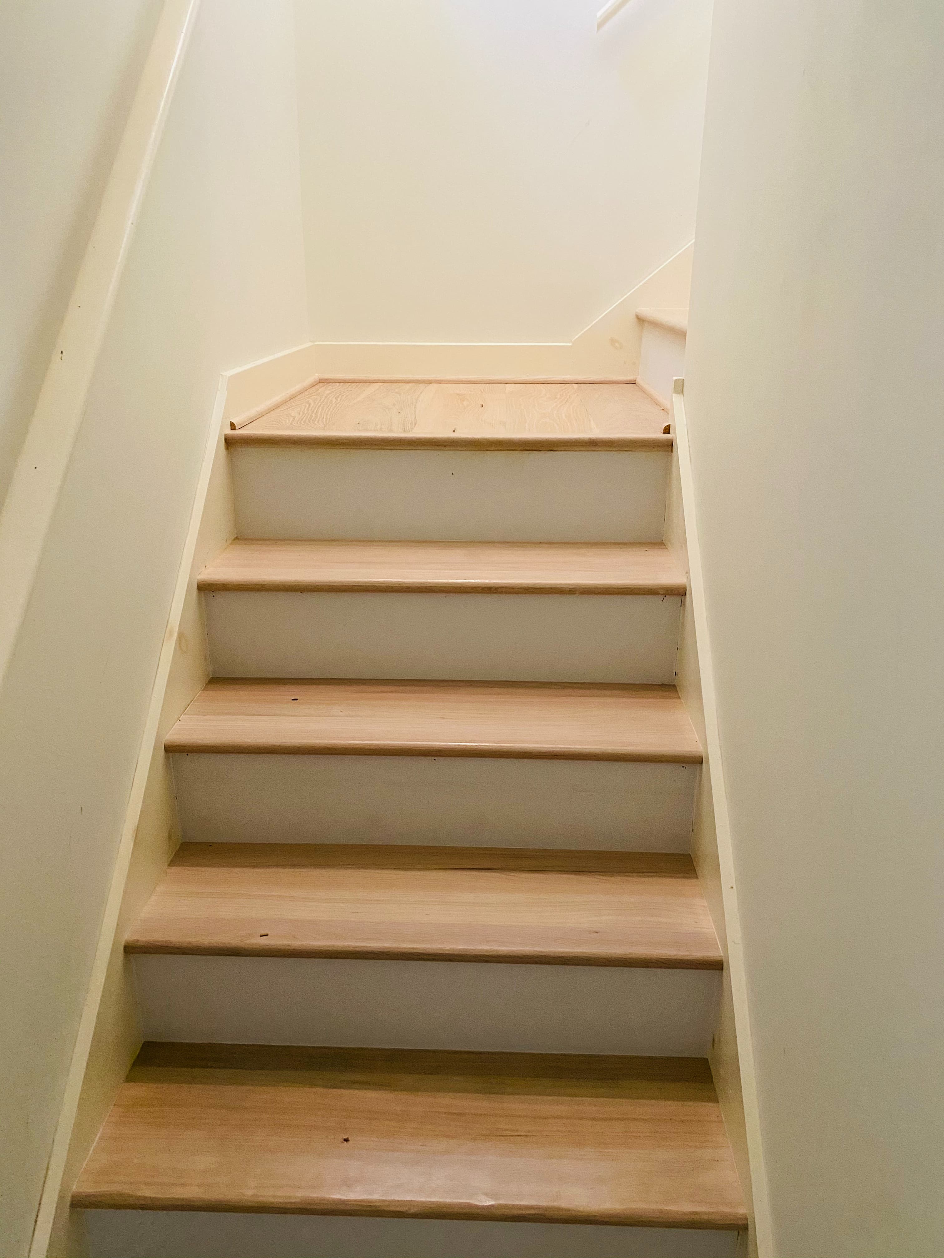 Stairs flooring | Carpetland USA of Virginia